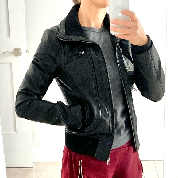 Black leather bomber jacket - XS - Women - Picture 2 of 16